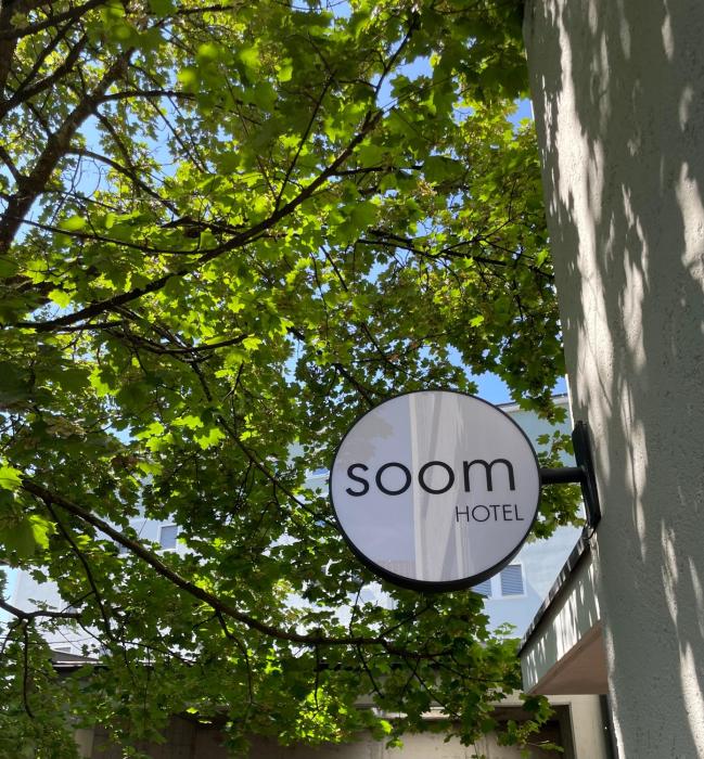 soom salzburg i capsule hotel