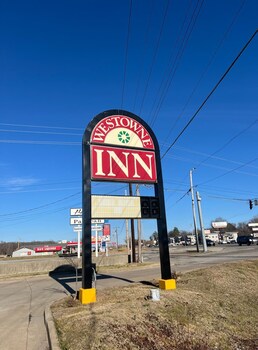 westowne inn paducah i 24 exit 4