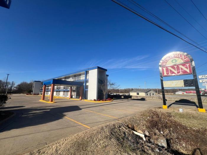 westowne inn paducah i 24 exit 4
