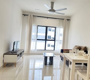 trader garden residences