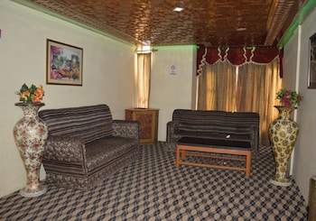 hotel sunshine dal lake srinagar