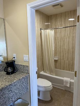 carlton motor lodge