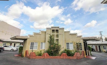 carlton motor lodge