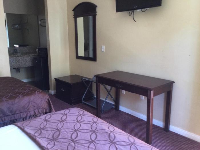carlton motor lodge