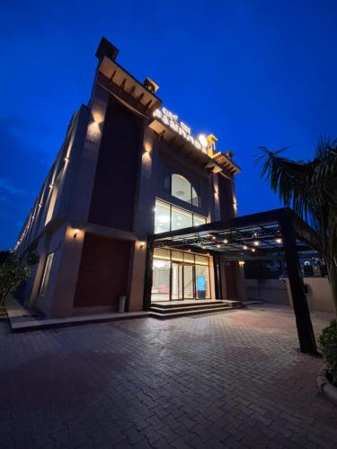 Anandi Bhawan By Pandora, Vrindavan,,3 star