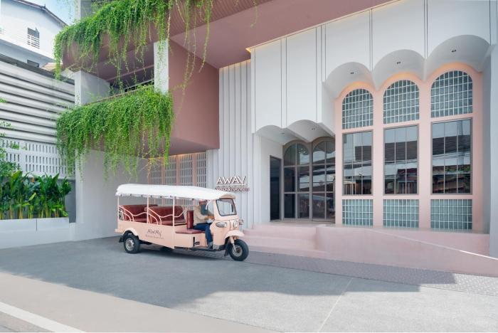 away bangkok sukhumvit