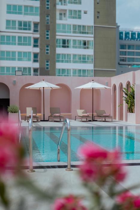 away bangkok sukhumvit