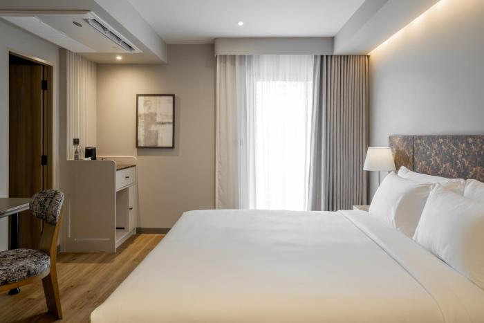 away bangkok sukhumvit