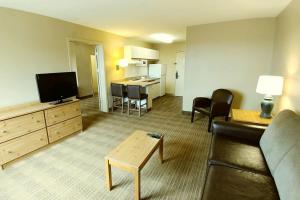 extended stay america suites cleveland airport north olmsted