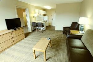 extended stay america suites cleveland airport north olmsted