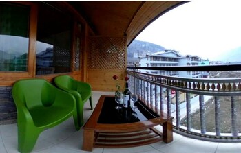 onlystay the raida villa