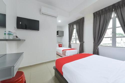 song 99 hotel