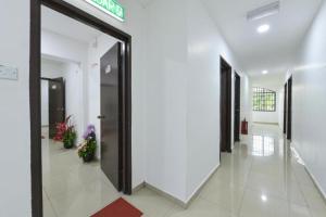 song 99 hotel