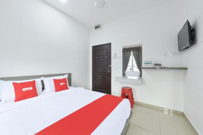 song 99 hotel