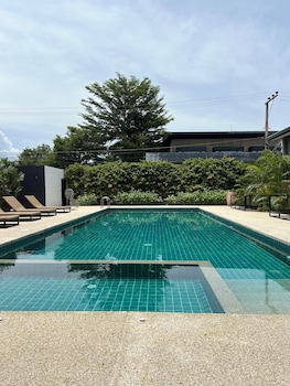 abobe aparthotel hua hin