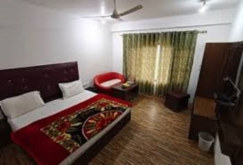 rama krishna guest house patnitop