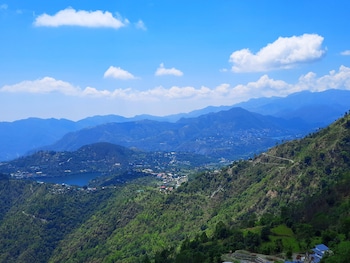 The Urban Escape,,3 star