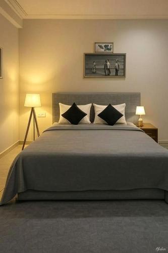 The Opal Hotel,,2 star