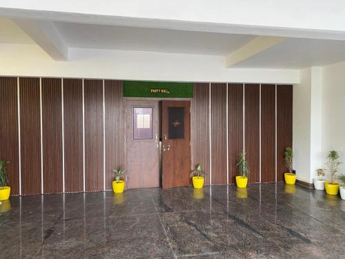 The Opal Hotel,,2 star