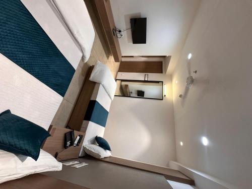 Hotel Royal Bloom,,2 star