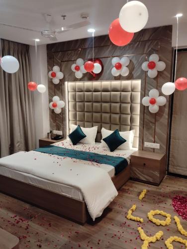 Hotel Royal Bloom,,2 star