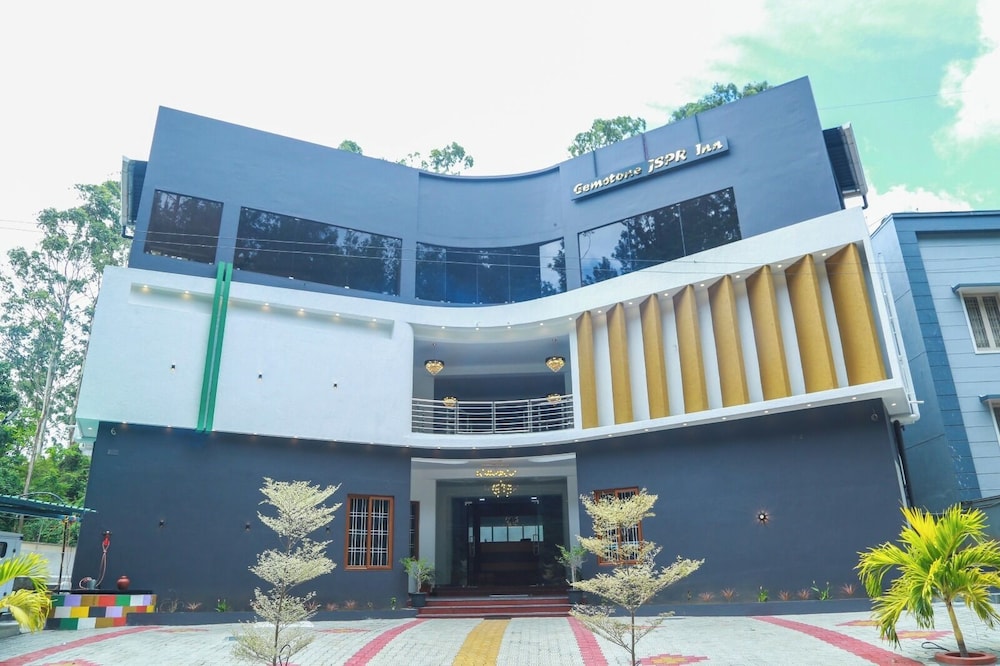 la flora gemstone resorts