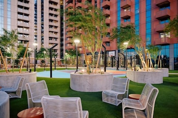 sentral sol modern