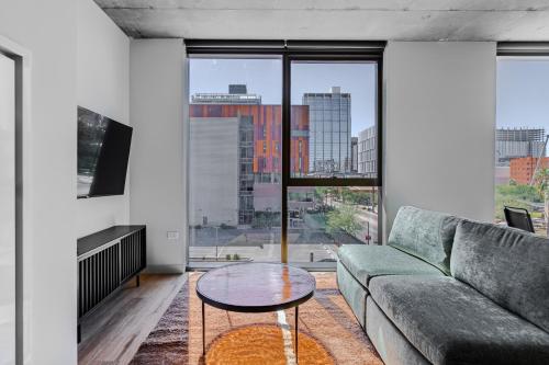 sentral sol modern