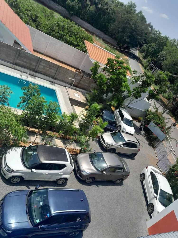 auro de besha resort