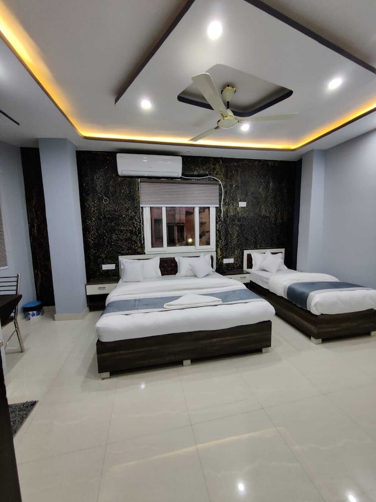hotel nanak place