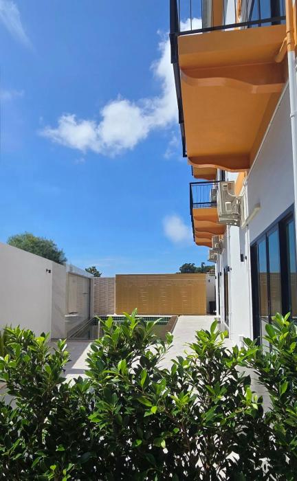 smile boutique at saiyuan