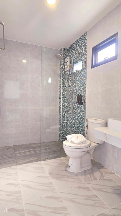 smile boutique at saiyuan