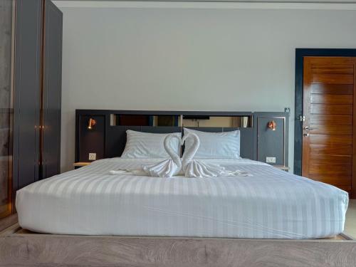 smile boutique at saiyuan