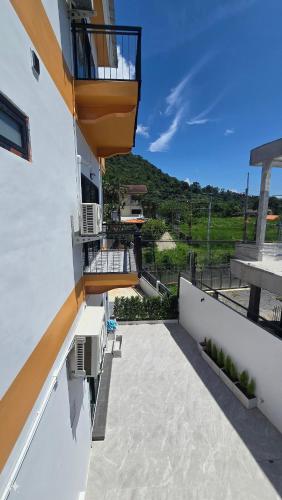 smile boutique at saiyuan