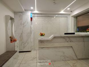 Hotel Volga Inn,,2 star