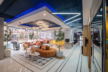 Metro Hotel Phahonyothin 35,,2 star