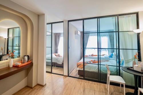 metro hotel phahonyothin 35