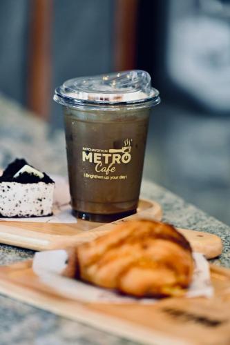 metro hotel phahonyothin 35