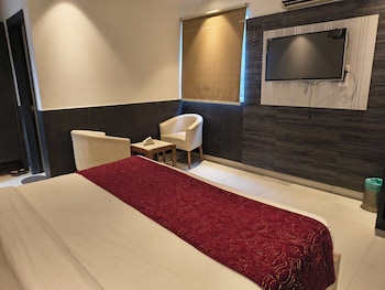 hotel aman suites at igi by arch group