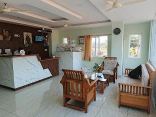 Grand Inn Lodging And Boarding,,2 star