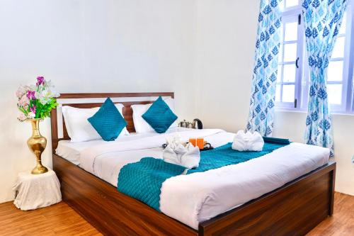 hotel pine crest inn