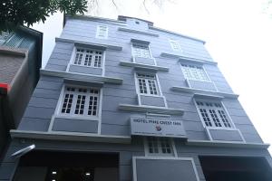 hotel pine crest inn