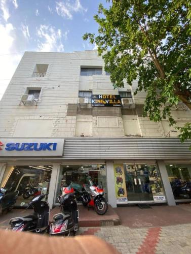 Hotel Kings Villa,,2 star