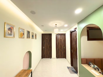 nuris nest and notch