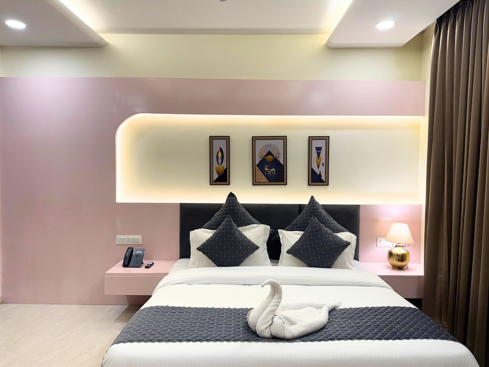 nuris nest and notch