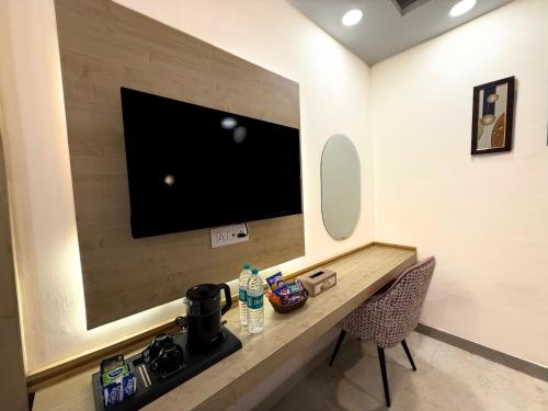 nuris nest and notch