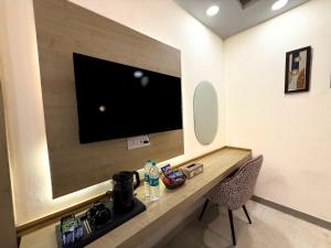 nuris nest and notch