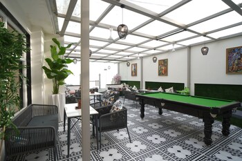 nuris nest and notch