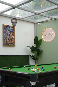 nuris nest and notch