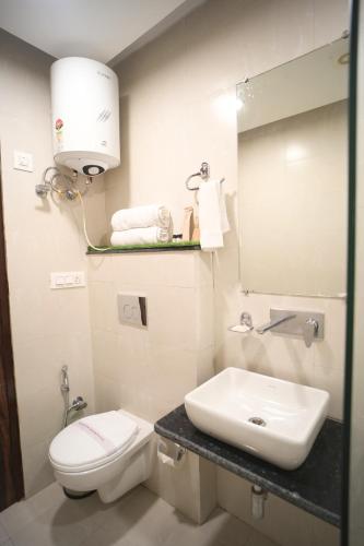 Nuri's Nest And Notch,,4 star